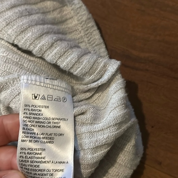 Urban Outfitters Silence & Noise Mock Neck Sweater, Bat Wing, Pullover Medium - Picture 6 of 10